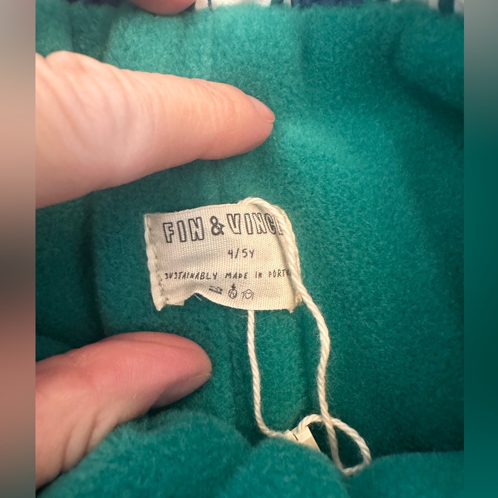 NWT Fin and Vince Boys fleece lined pants.